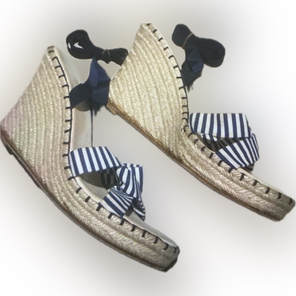 Juicy - Couture wedge sandals, Size 10